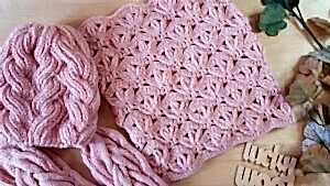 Çiçek Çayırı Dikişsiz Örgü Boyunluk Yapılışı