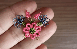 Çiçekli Tülbent Mekik Oyaları